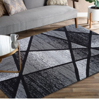 Kusový koberec HASTE Geometrie - černý