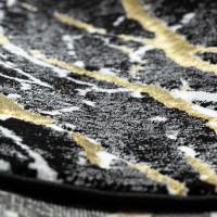 Kusový koberec Allure 1963 black/gold