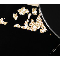 Kusový koberec Allure 1965 black/gold