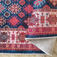 Kusový koberec HONOR New - Pattern - tmavě modrý/červený