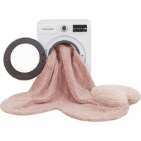 Ručně tkaný kusový koberec Puffy Love