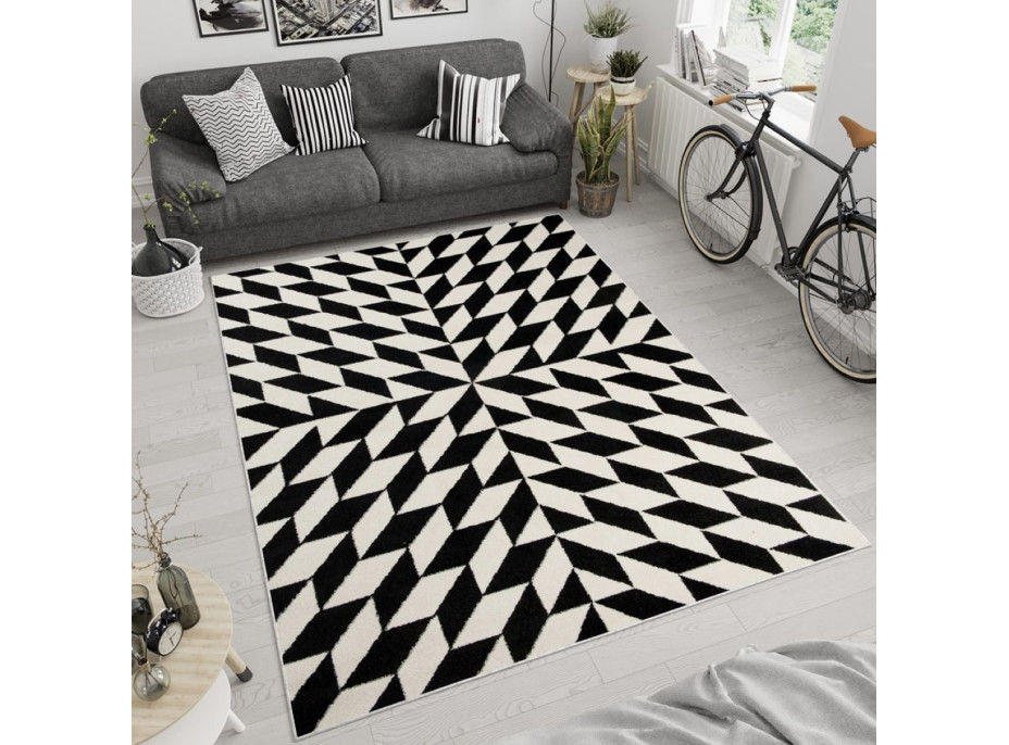 Kusový koberec MAROKO Geometric - černý/bílý