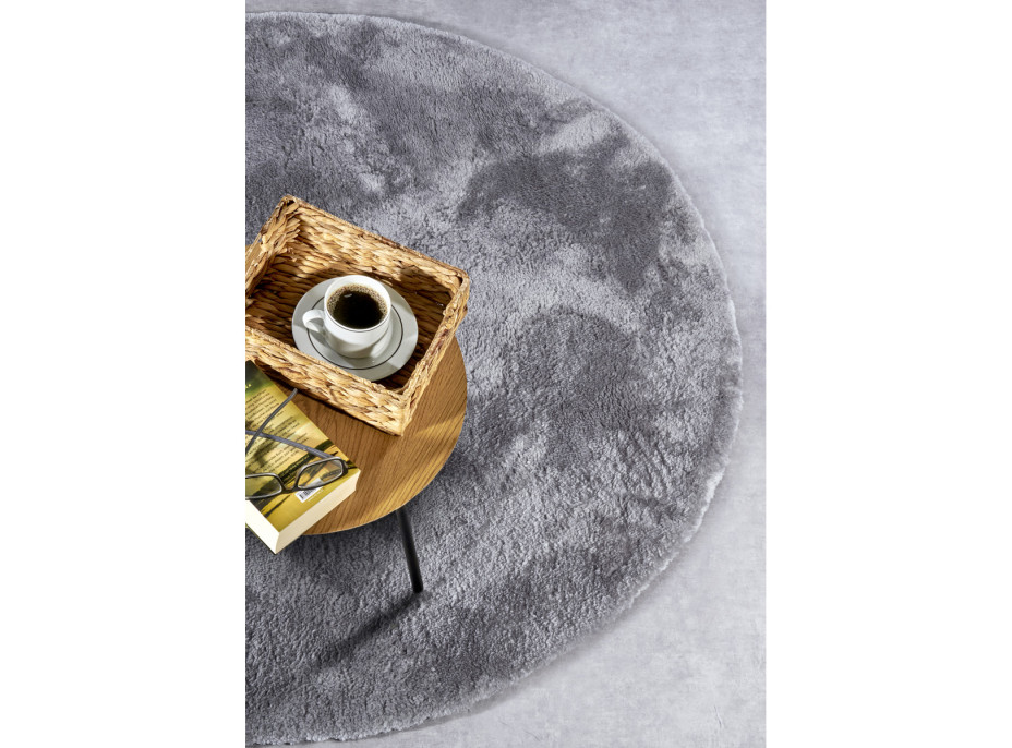 Kusový koberec Cosy 106110 Silver kruh z kolekce Elle