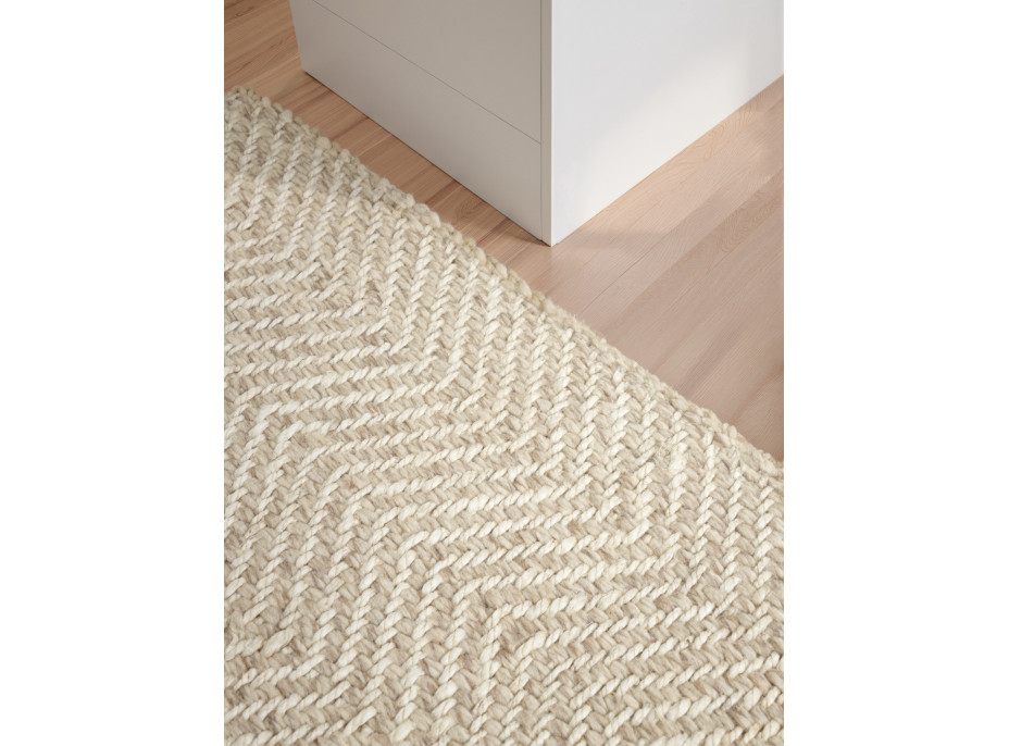 Běhoun Majoli 106238 White