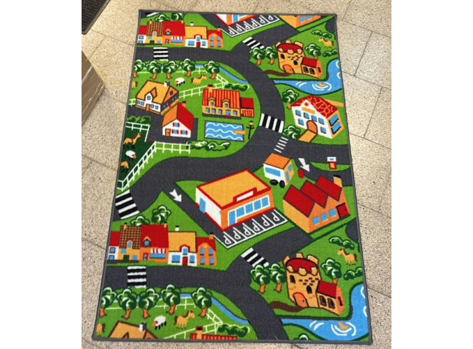 Dětský koberec VESNIČKA