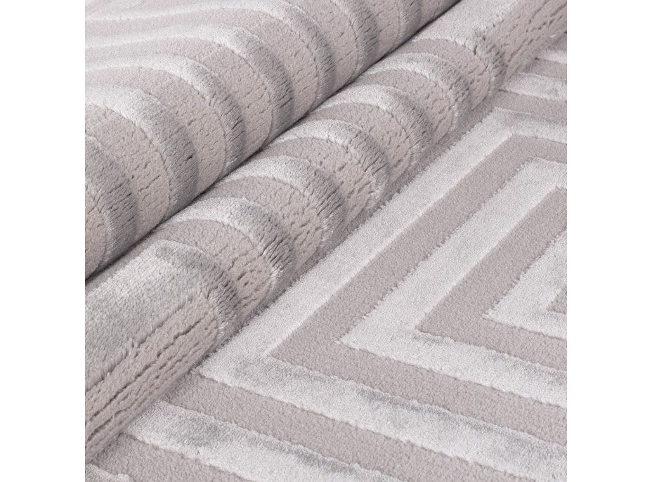 Kusový koberec Sahara 1111 Silver