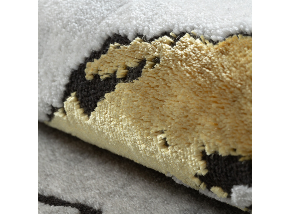 Kusový koberec Allure 1963 white/gold kruh