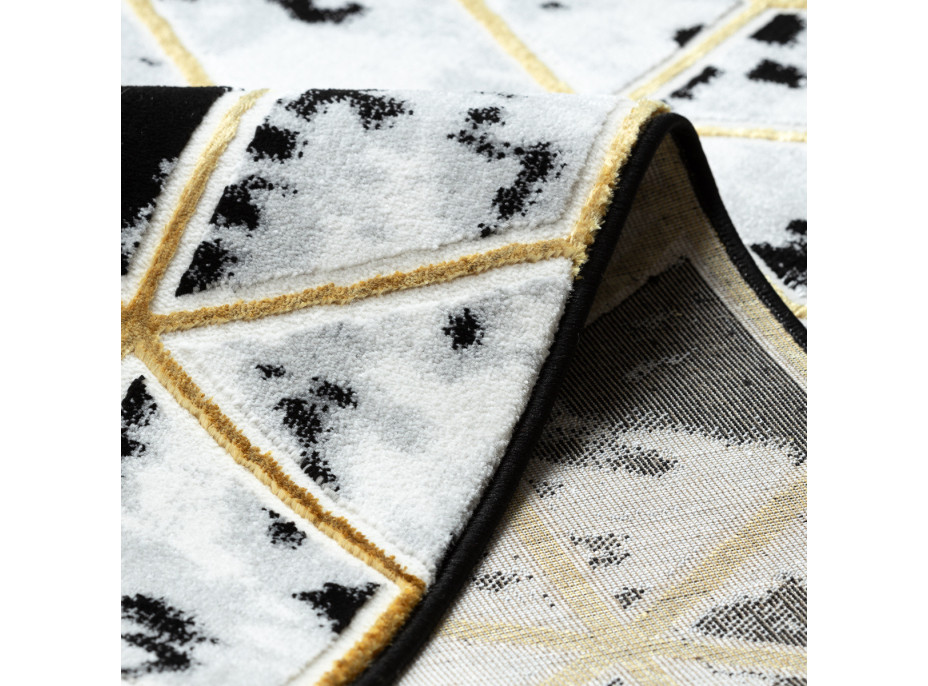 Kusový koberec Allure 1966 black/gold