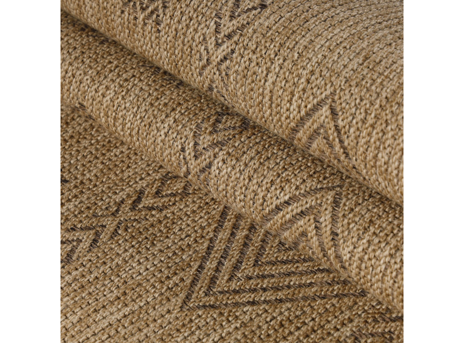 Kusový koberec Dhaka 8711 Black