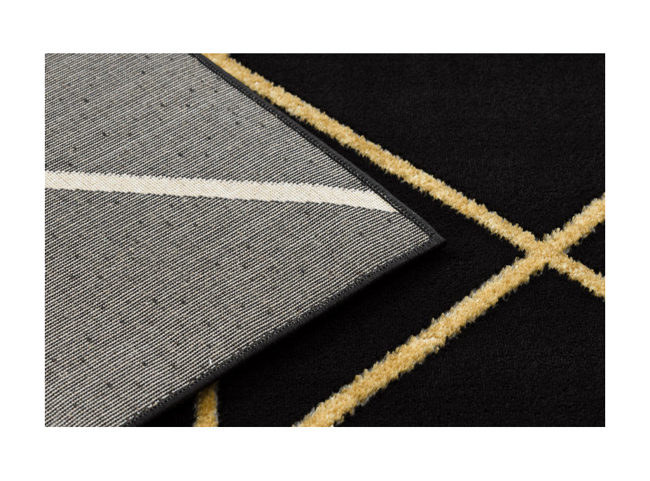 Kusový koberec Emerald geometric 1012 black and gold